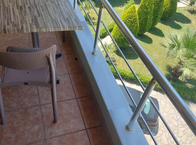 Greenvilla Park شقة