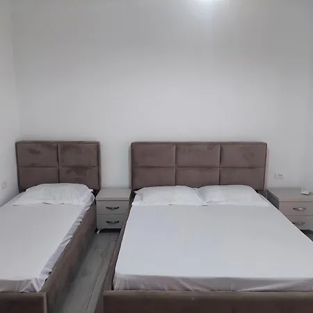 Greenvilla Park Apartment *
